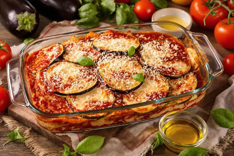 Aubergines à la parmigiana : la recette et les conseils pour réussir ce grand classique italien.jpg