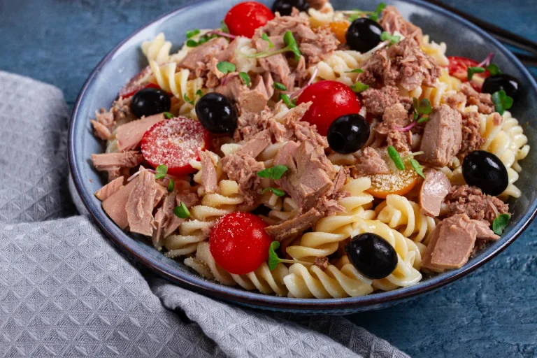 la-salade-de-pates-au-thon-notee-48-5-votre-alliee-fraicheur-contre-la-canicule